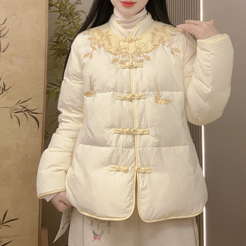 小静家  【5532】主播定制推荐百搭冬季盘扣设计款90白鸭绒羽绒服女