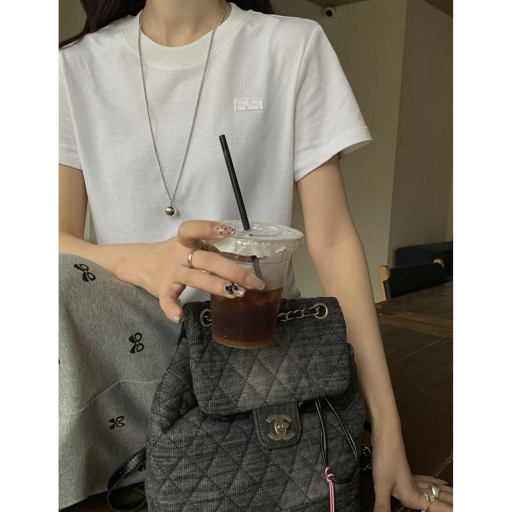 【福利】闰熙4-修身显瘦圆领T恤#4054