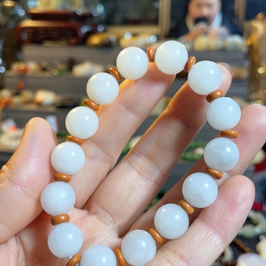 和田玉手链未镶嵌