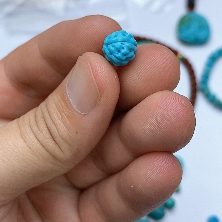 绿松石未镶嵌珠宝奇石