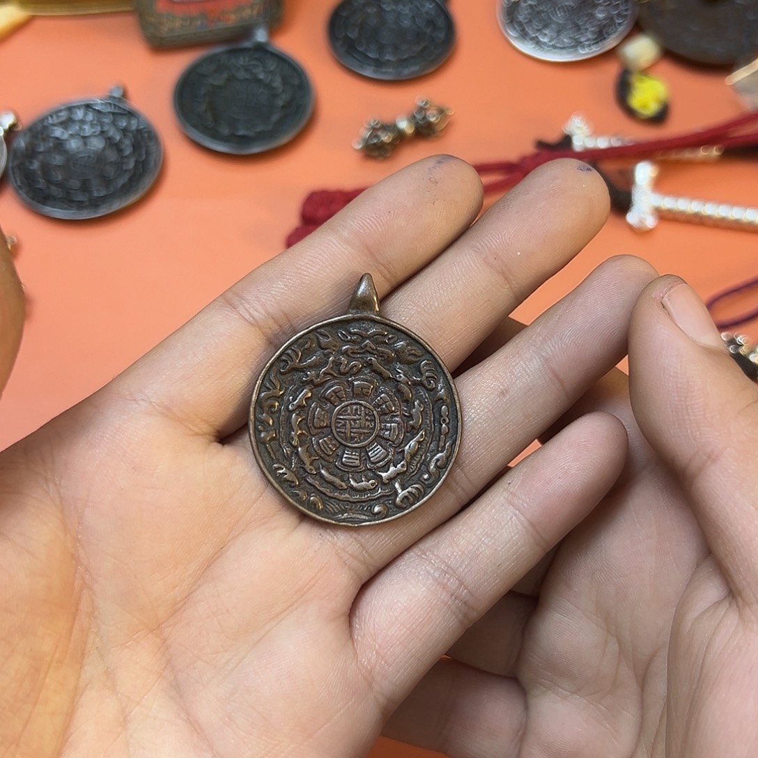 玛吉阿米藏式臻品直播间