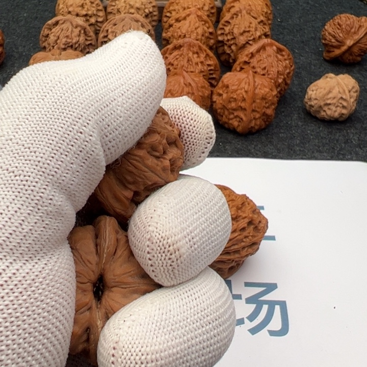 欢***迎文玩核桃吊坠元宝瑕疵119