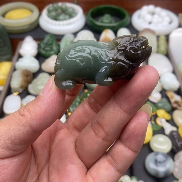满***常和田玉未镶嵌吊坠(不含链)
