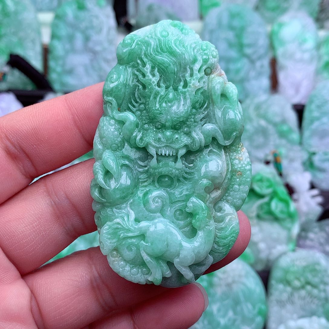 翡翠吊坠(不含链)未镶嵌