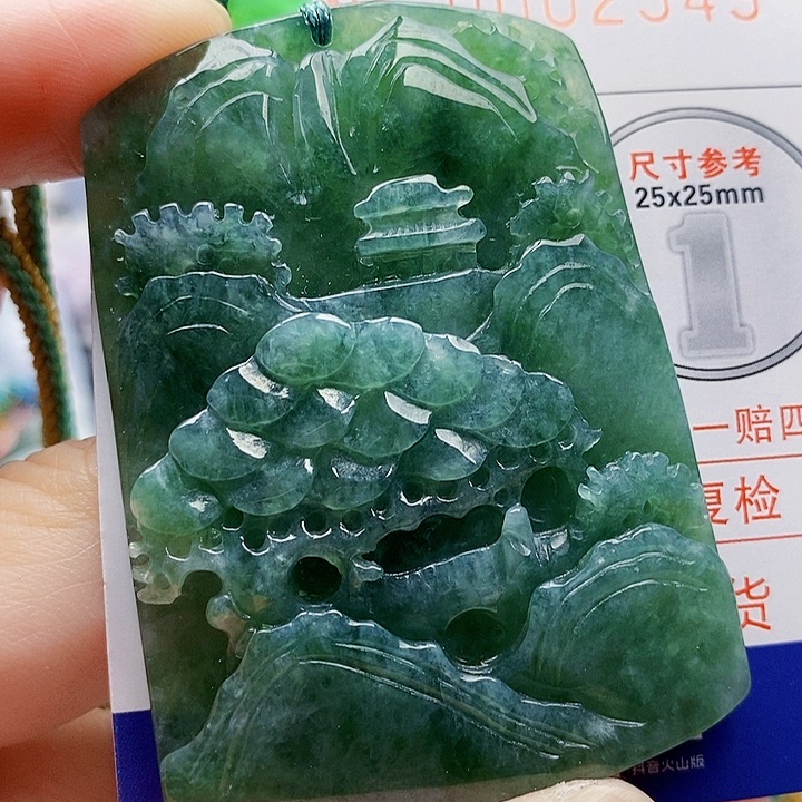 吊坠(不含链)未镶嵌翡翠