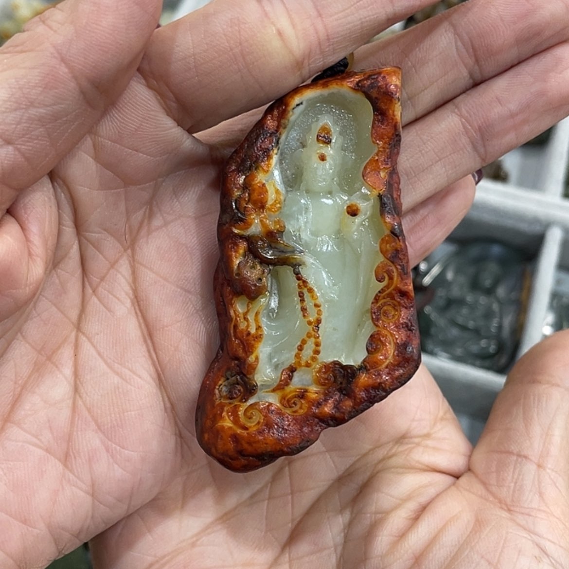 【闪购商品】岫岩河磨玉（透闪石质玉）颈饰未镶嵌我****的