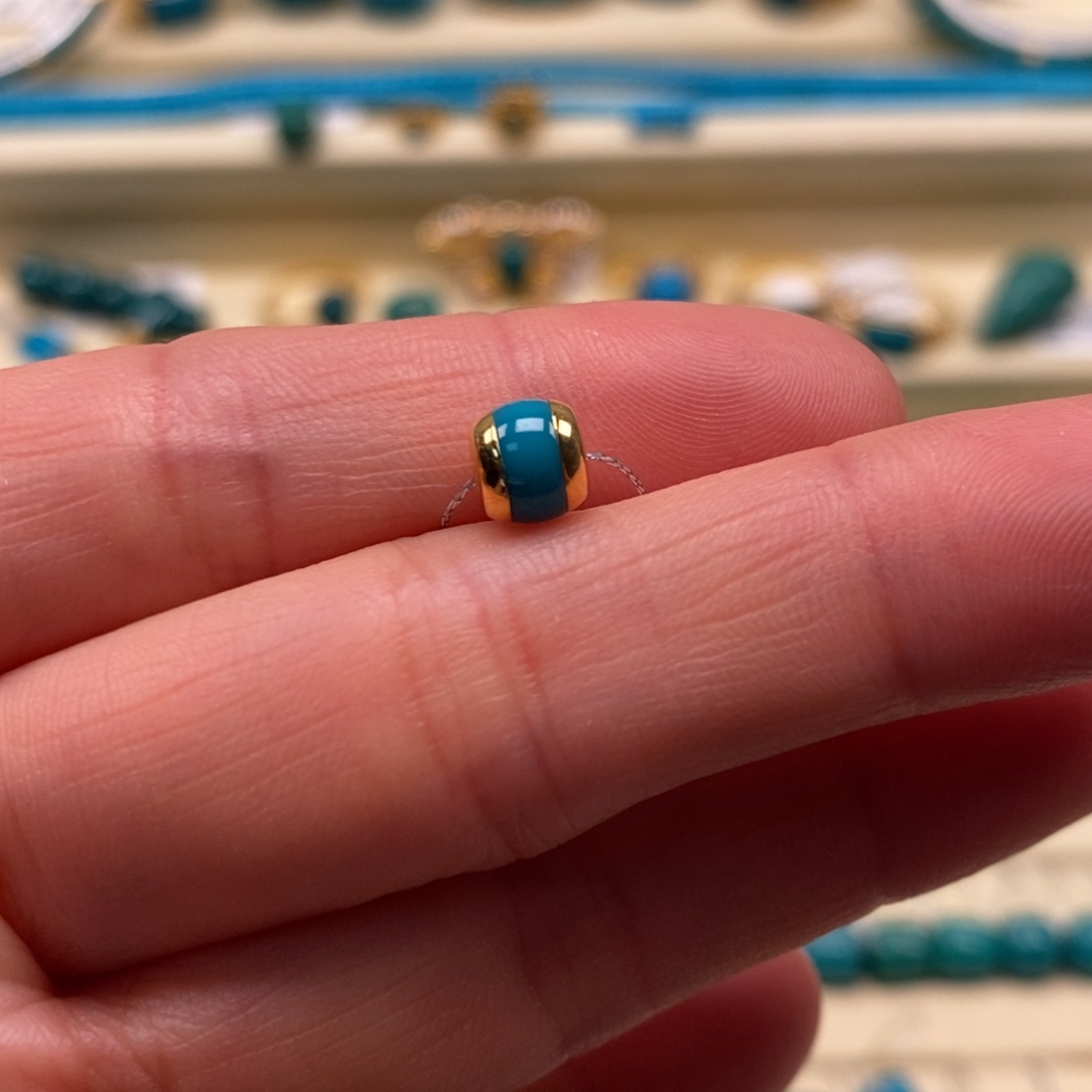 绿松石18K金镶嵌珠宝奇石直径6.1×5.5汉堡珠