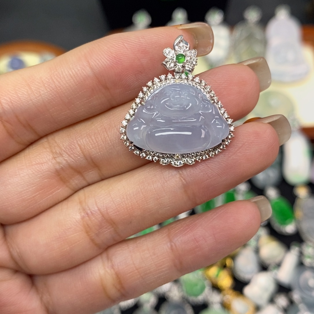 翡翠未镶嵌颈饰A货翡翠