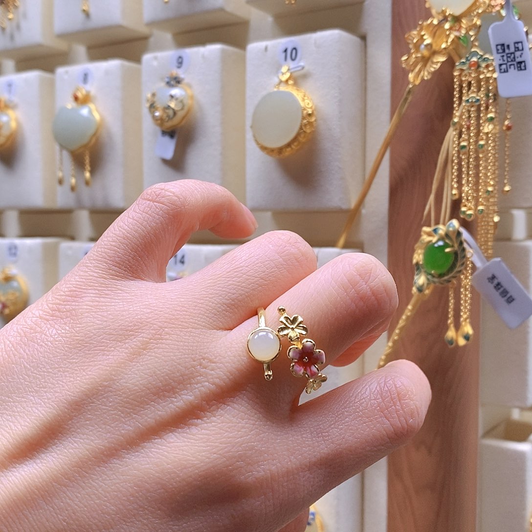 和田玉银S925镶嵌颈饰