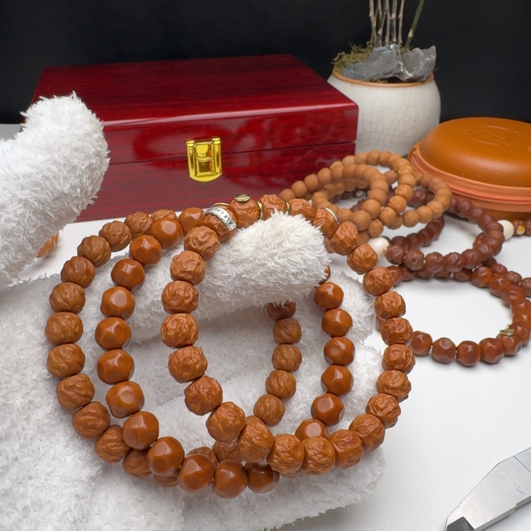 H***E猴头核桃手串三条包红红不了退钱