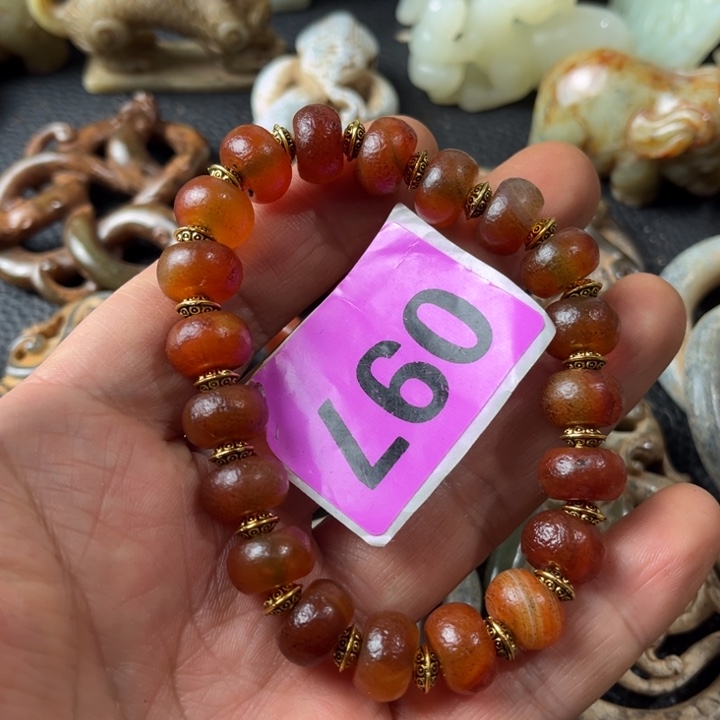 玛瑙/玉髓颈饰未镶嵌