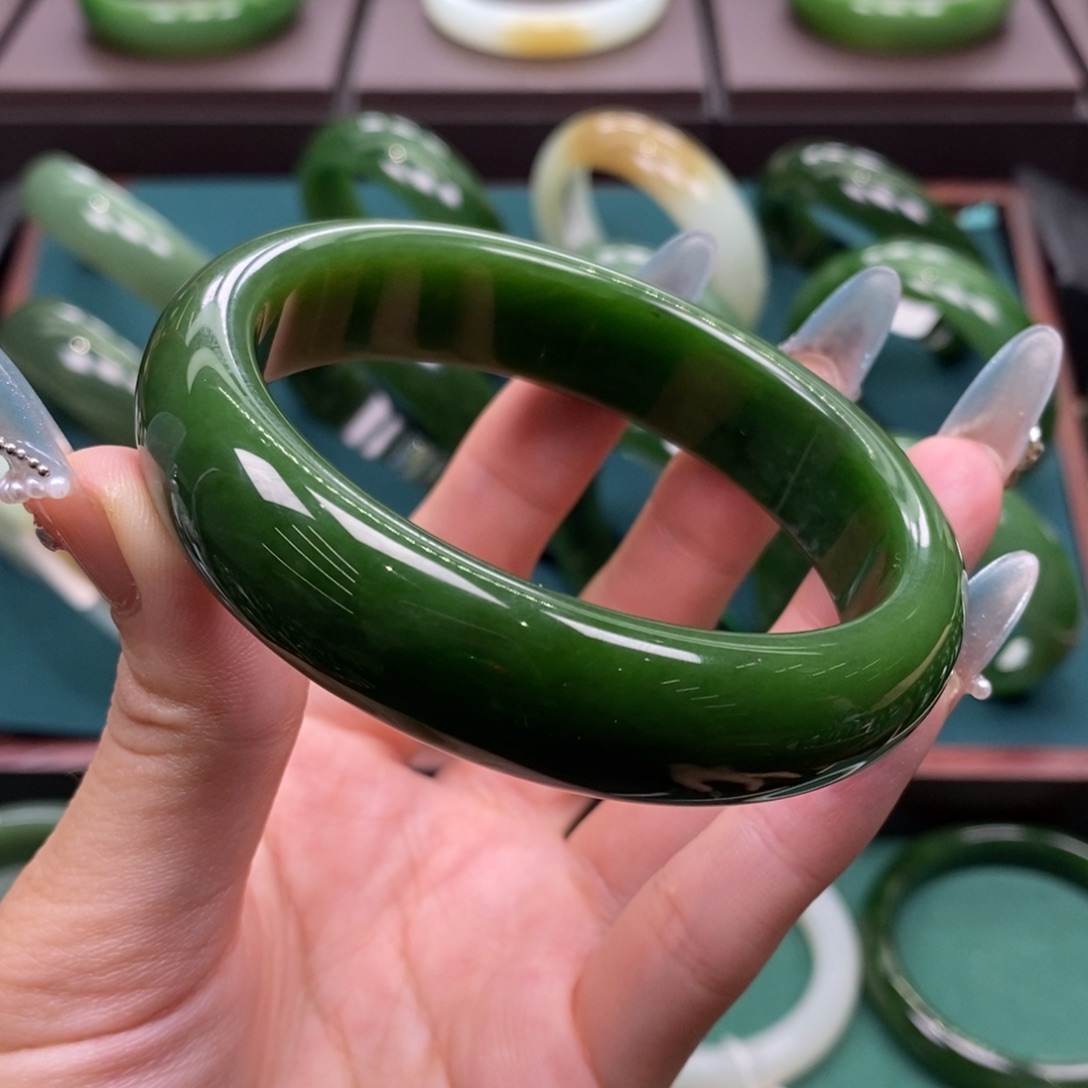 和田玉（碧玉）未镶嵌手镯6162