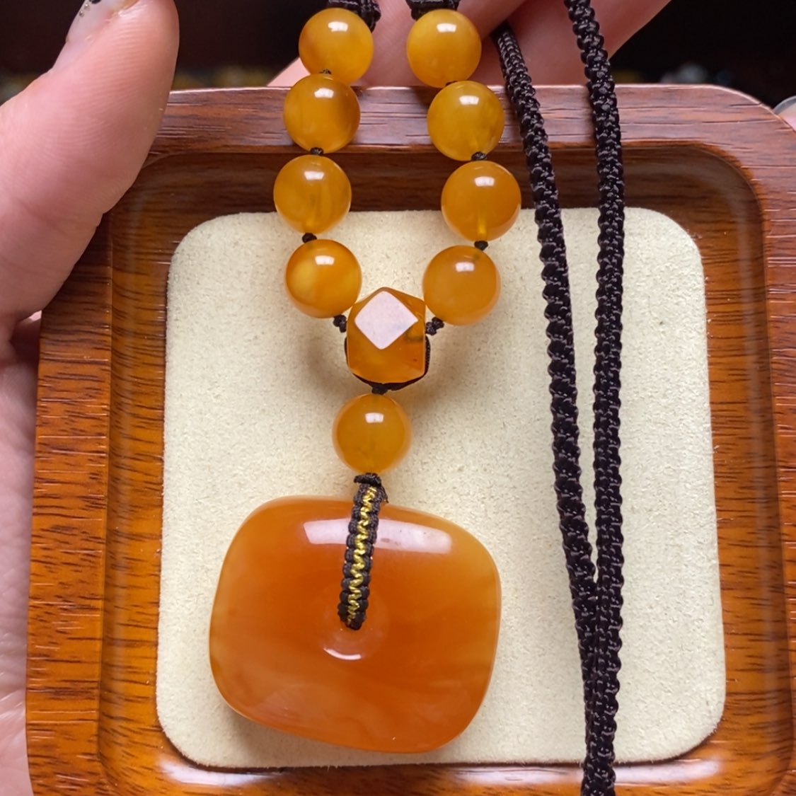 【闪购商品】蜜蜡颈饰未镶嵌项链