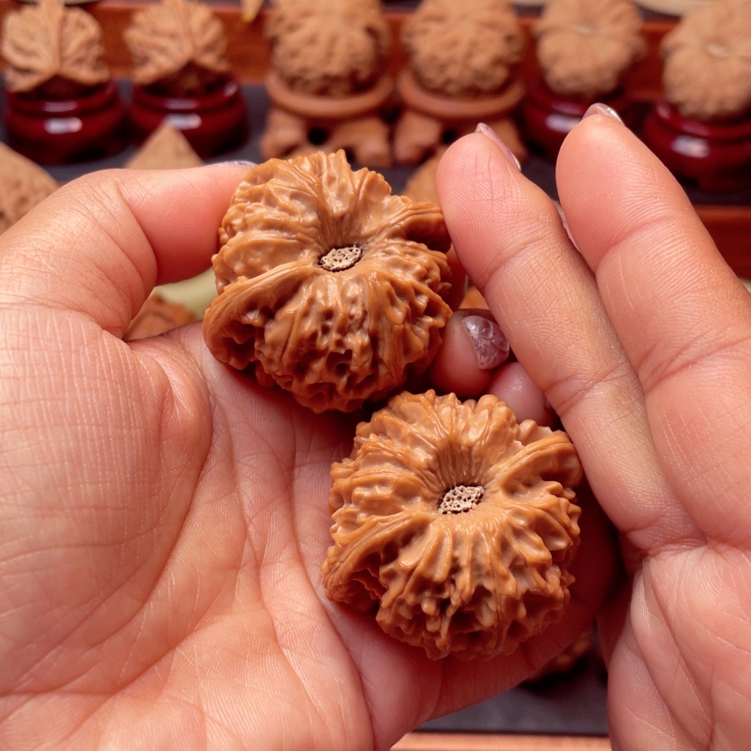 文玩核桃把件龙门剑42