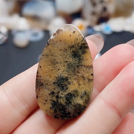 未镶嵌玛瑙/玉髓珠宝奇石