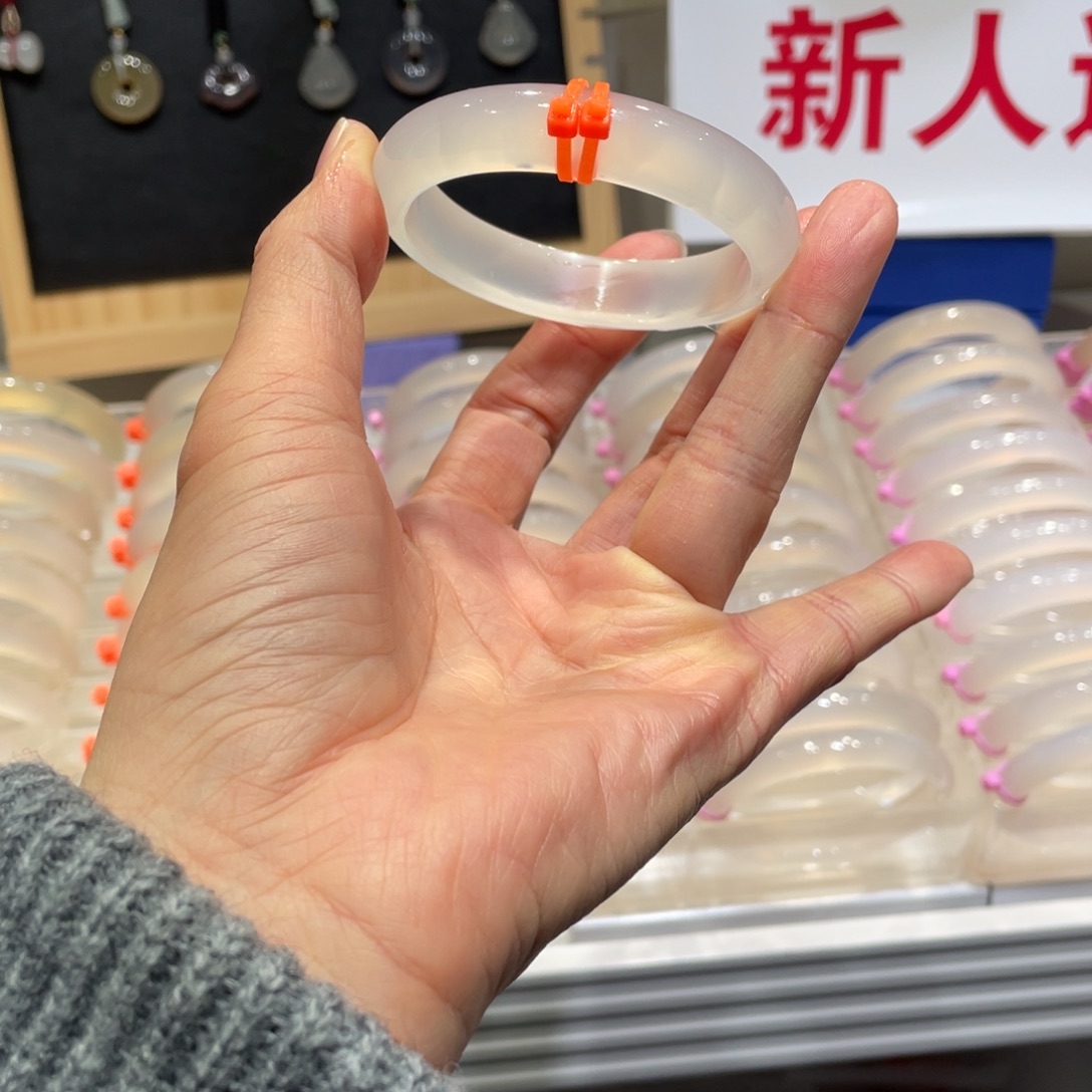 别***了玛瑙/玉髓未镶嵌手镯@定向香槟金@【53+】