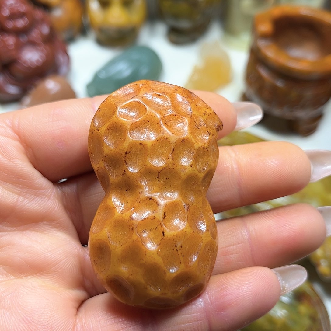 白玉菩提吊坠白玉菩提吊坠