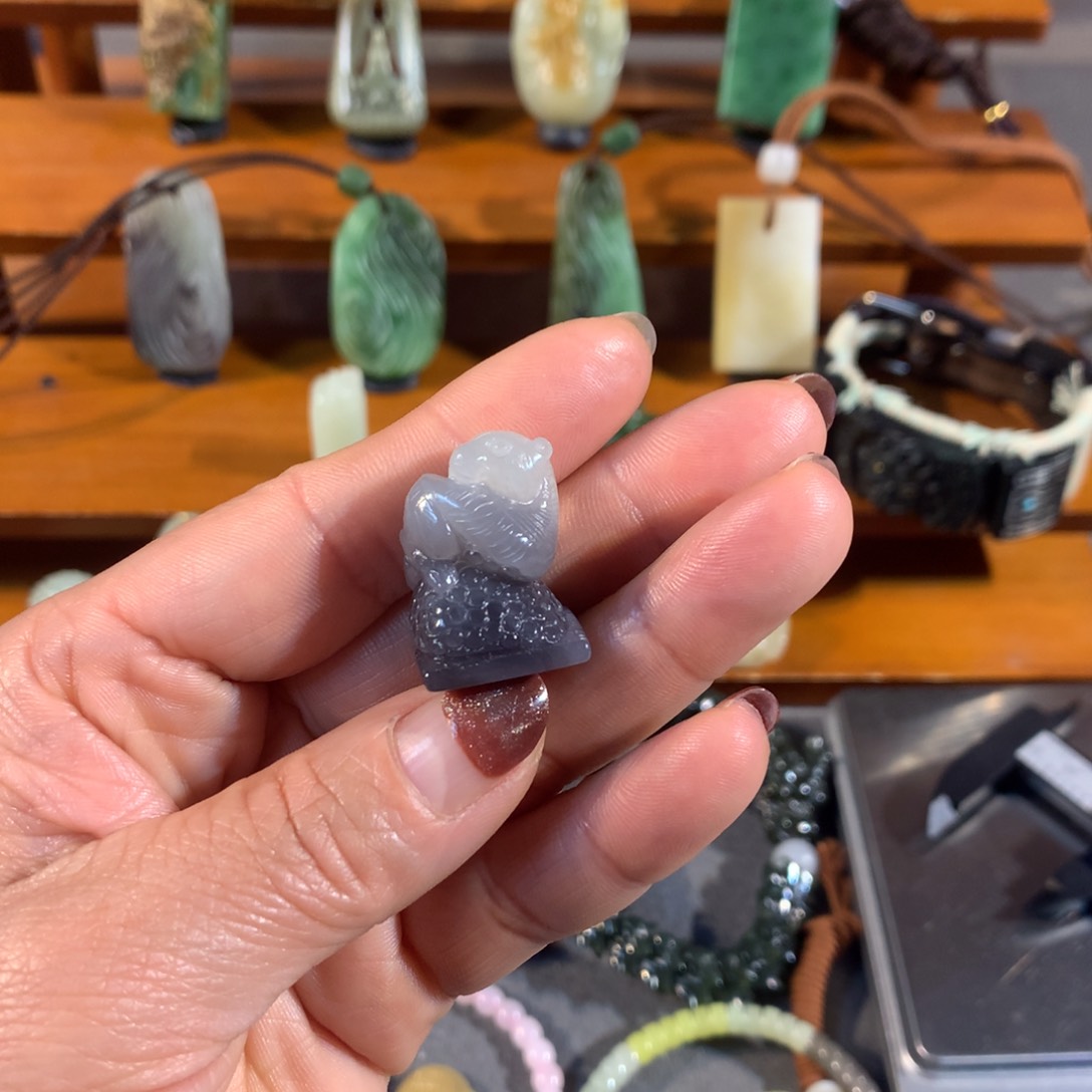 和田玉（糖玉）颈饰未镶嵌小****2