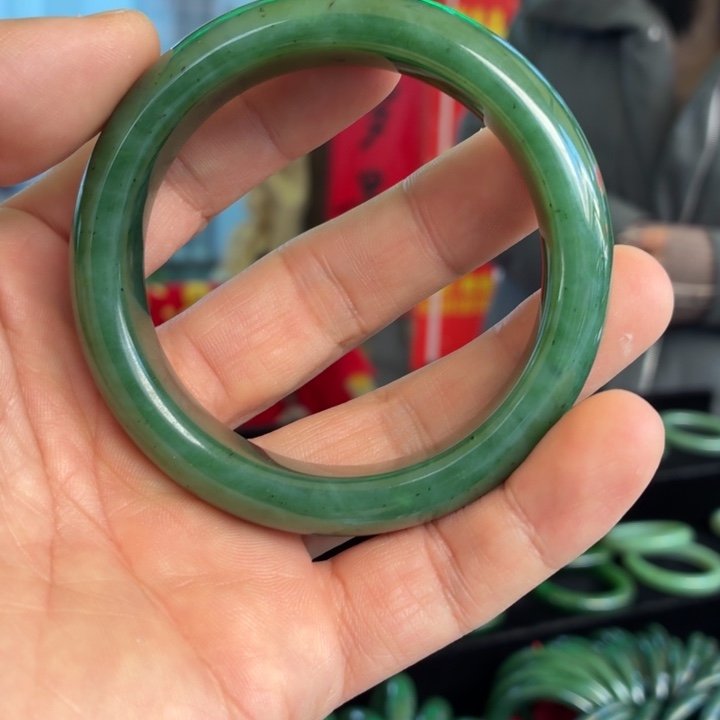 和田玉（碧玉）未镶嵌手镯俄罗斯老料碧玉手镯多样性发货