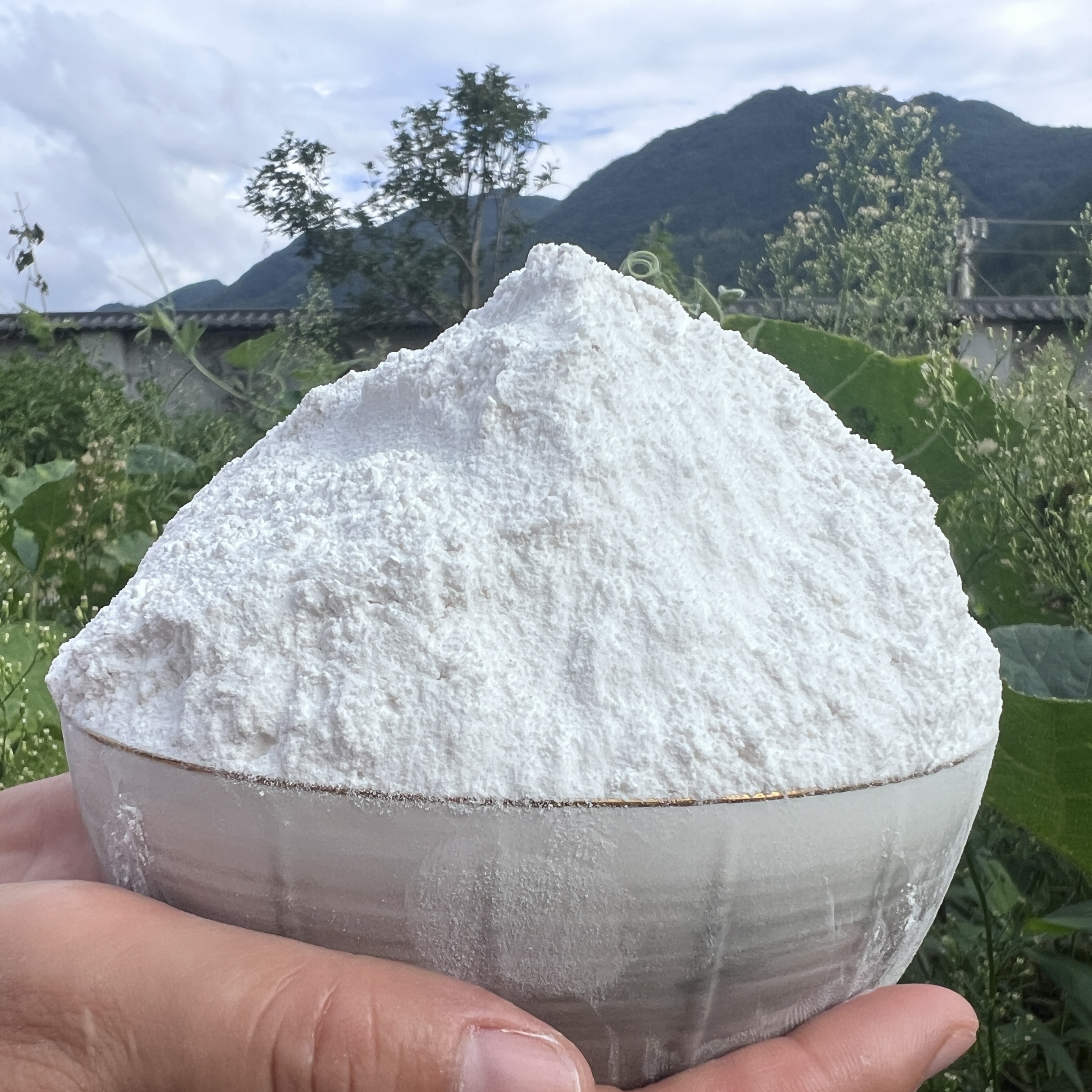高山农家自然晾晒纯红薯粉
