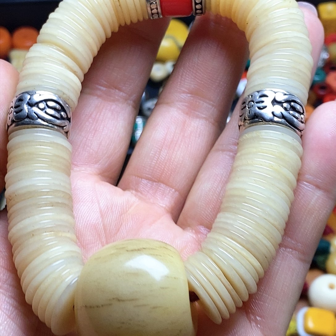 贝壳手串/手链……………………………………