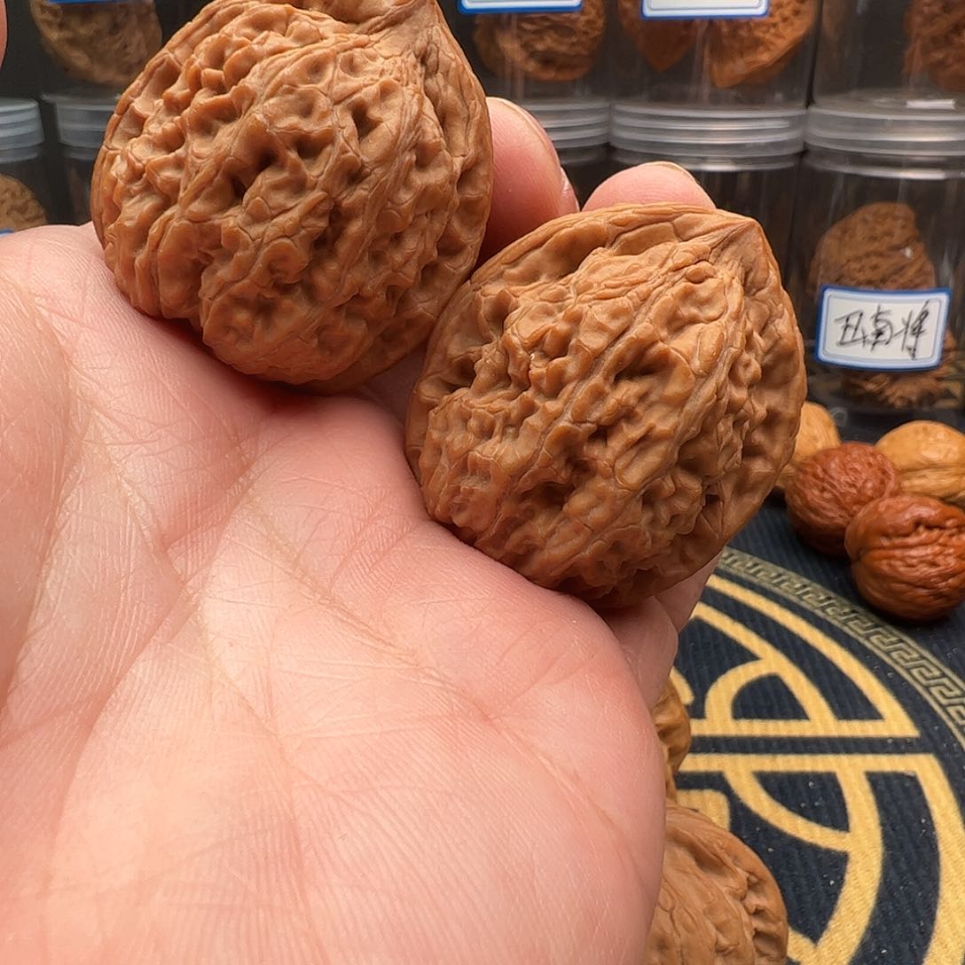 文玩核桃吊坠38蚂蚁王