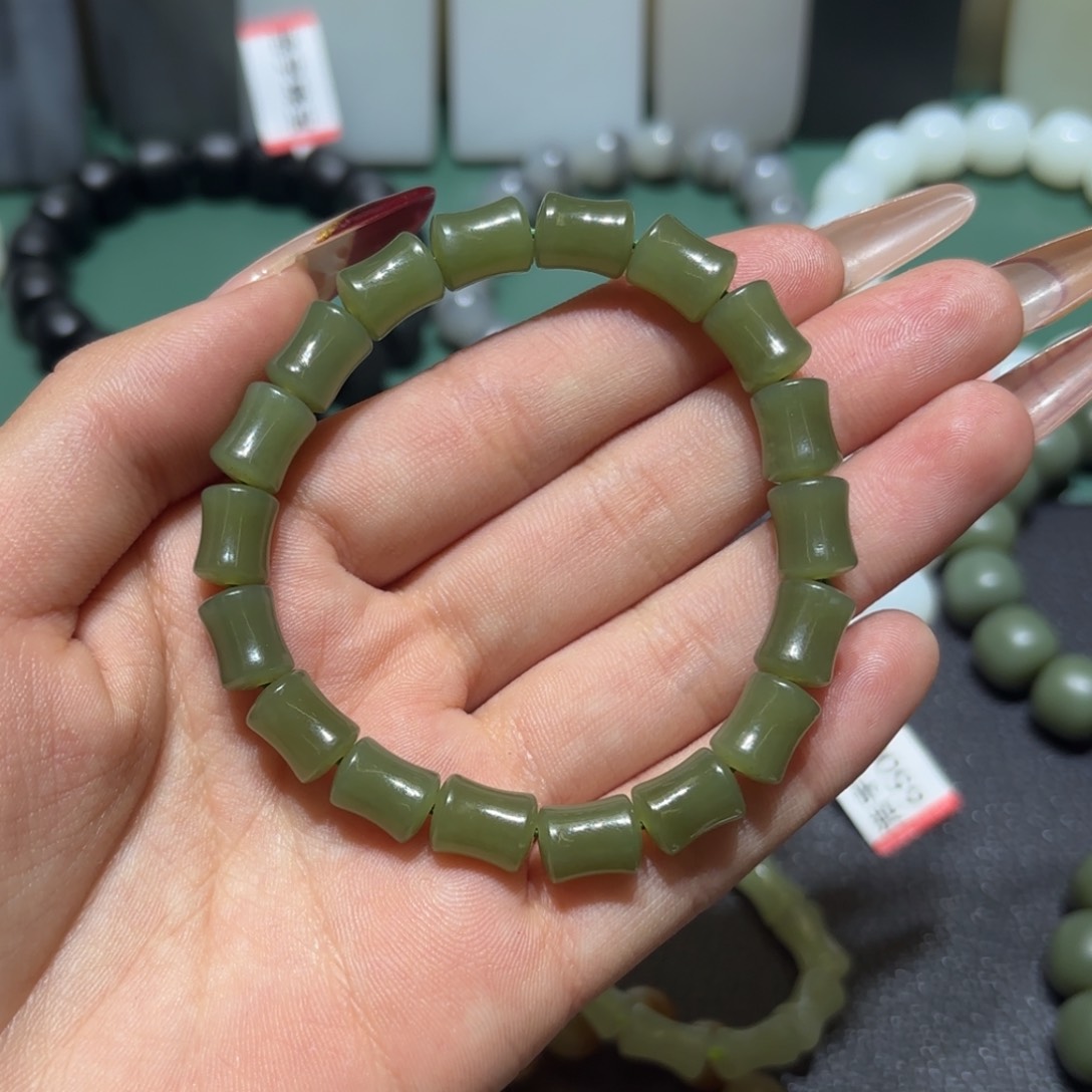 和田玉（糖玉）手串未镶嵌用****3