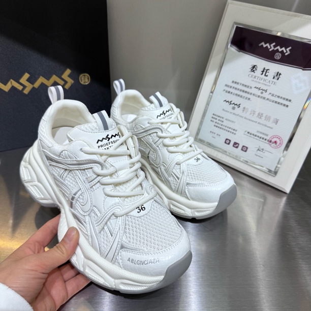 玛莎玛索MSMS早春新款超轻透网老爹鞋小白鞋