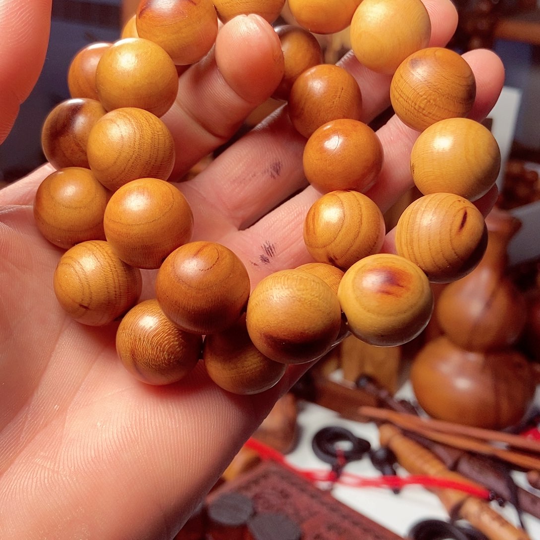 【闪购商品】枣木?*制雷桃手串1.8新年福利