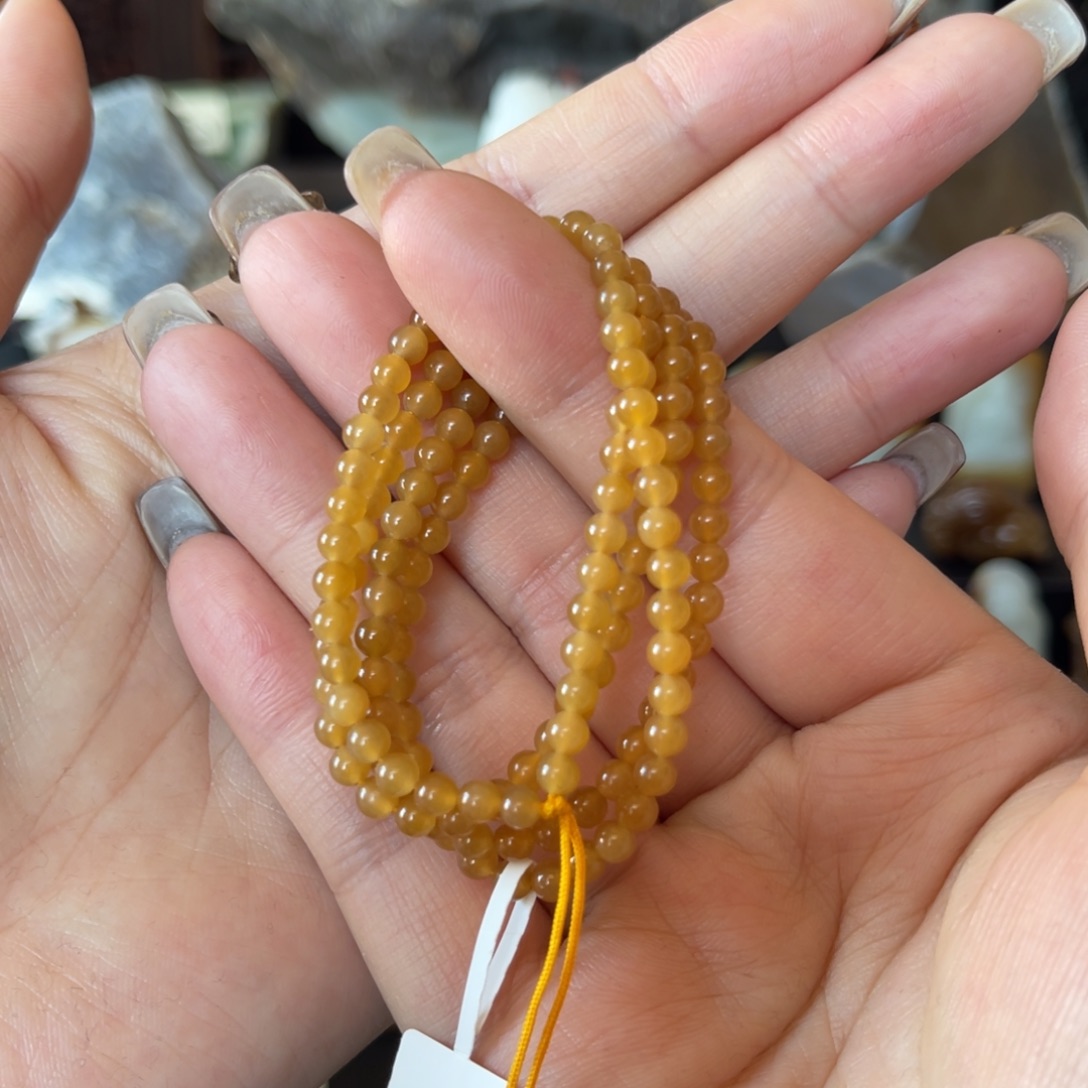 和田玉（糖玉）未镶嵌手串金山全糖4mm小米珠