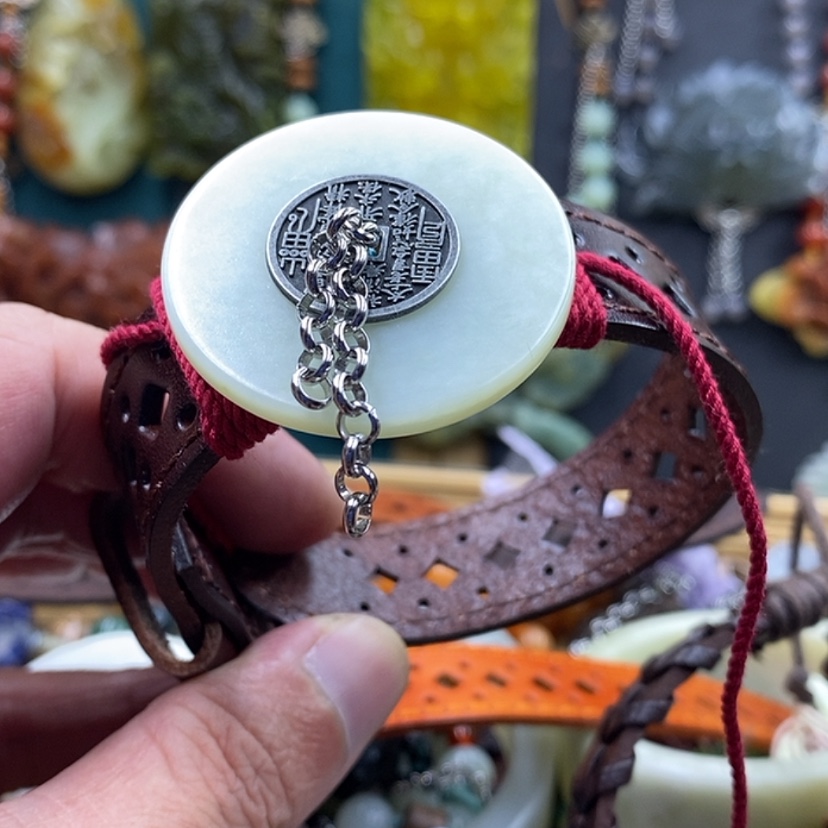 【闪购商品】未镶嵌岫玉手牌