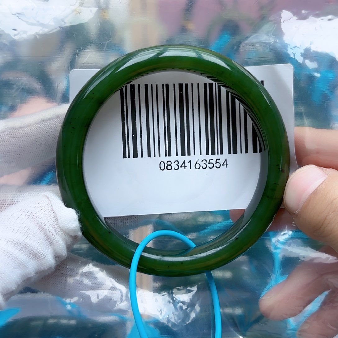 和田玉手镯未镶嵌包容60