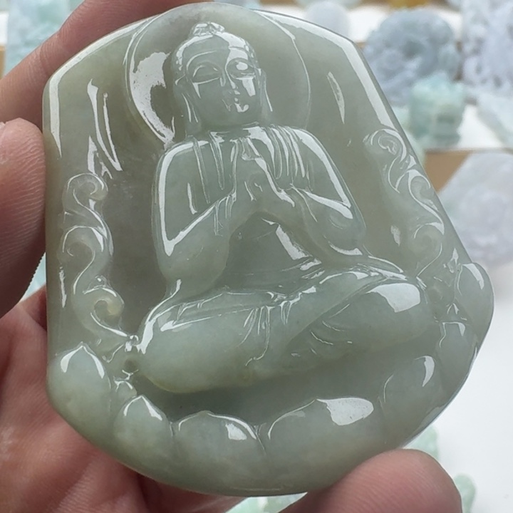翡翠未镶嵌颈饰天然缅甸A货翡翠