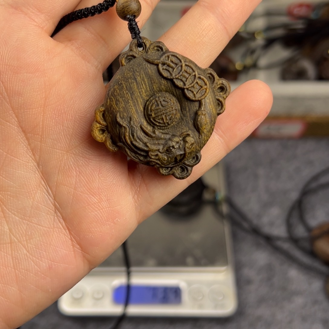 海南平安扣随行脖挂