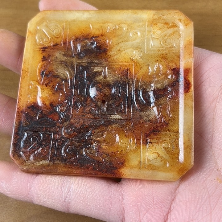 和田玉挂件未镶嵌