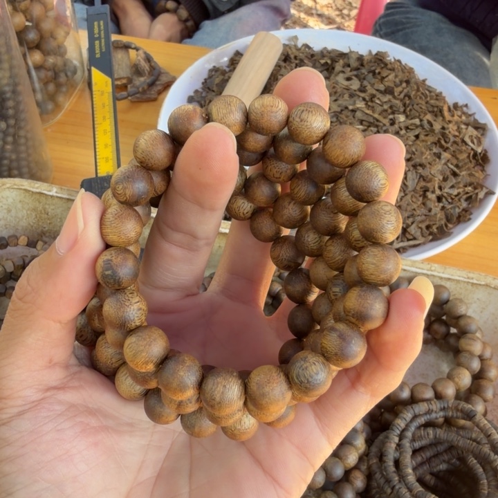 沉香沉香碎屑单圈1.0老乌身7克多样性发一