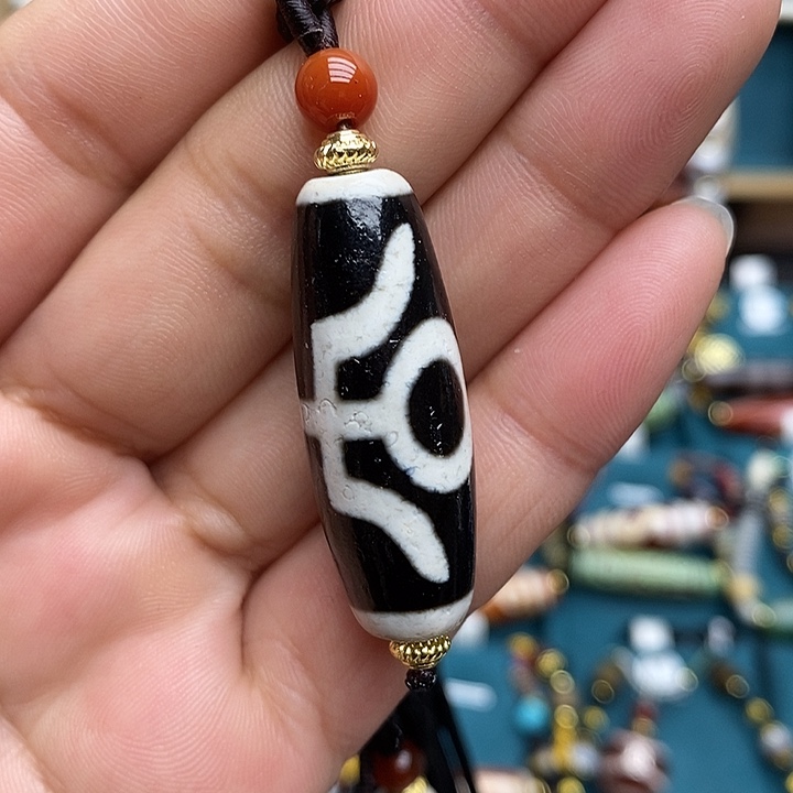 玛瑙/玉髓颈饰合金