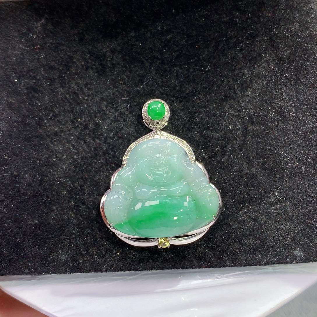 翡翠吊坠(赠链)18K金镶嵌