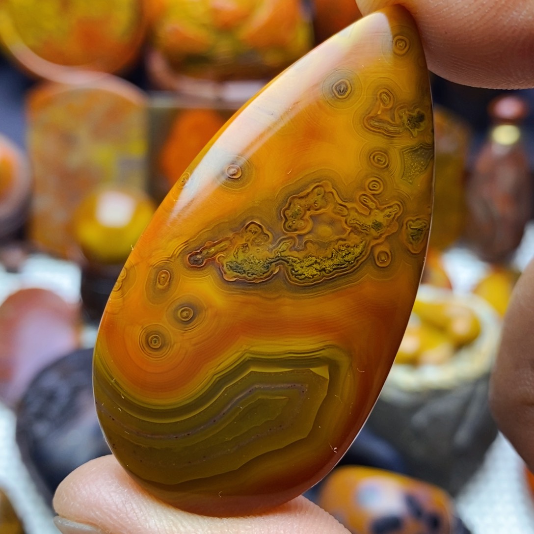 玛瑙/玉髓颈饰未镶嵌