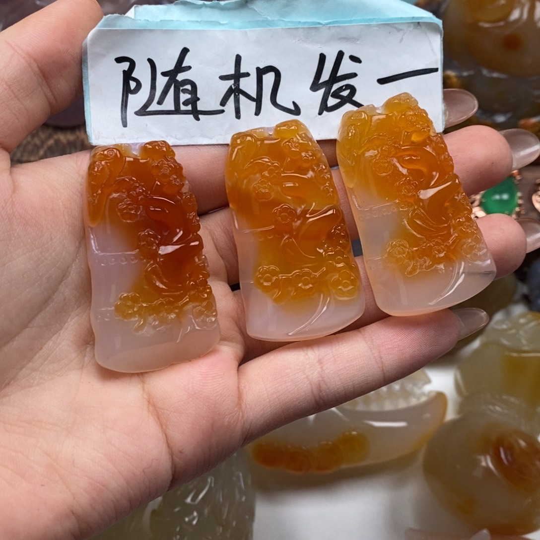 玛瑙/玉髓未镶嵌颈饰