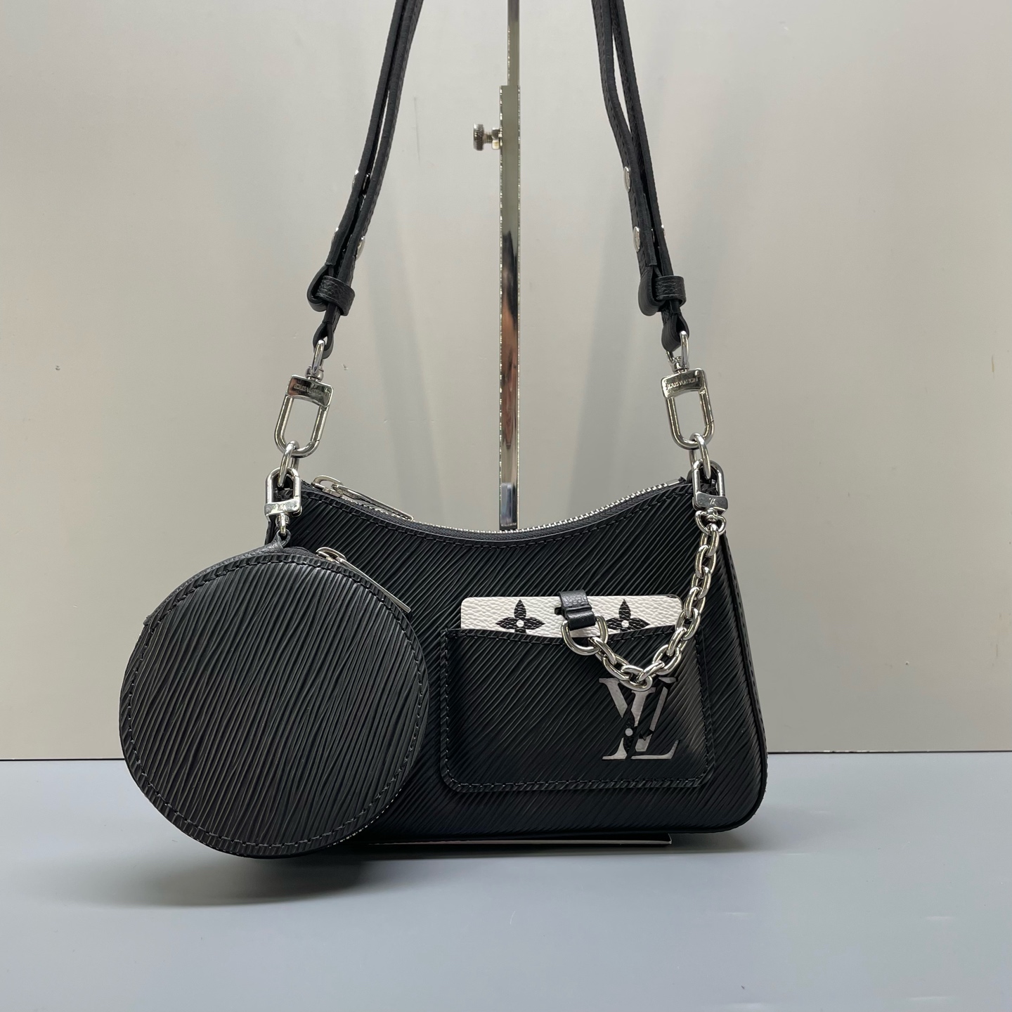 95新 LouisVuitton/路易威登 优选/Marellini水波纹腋下包/少手提