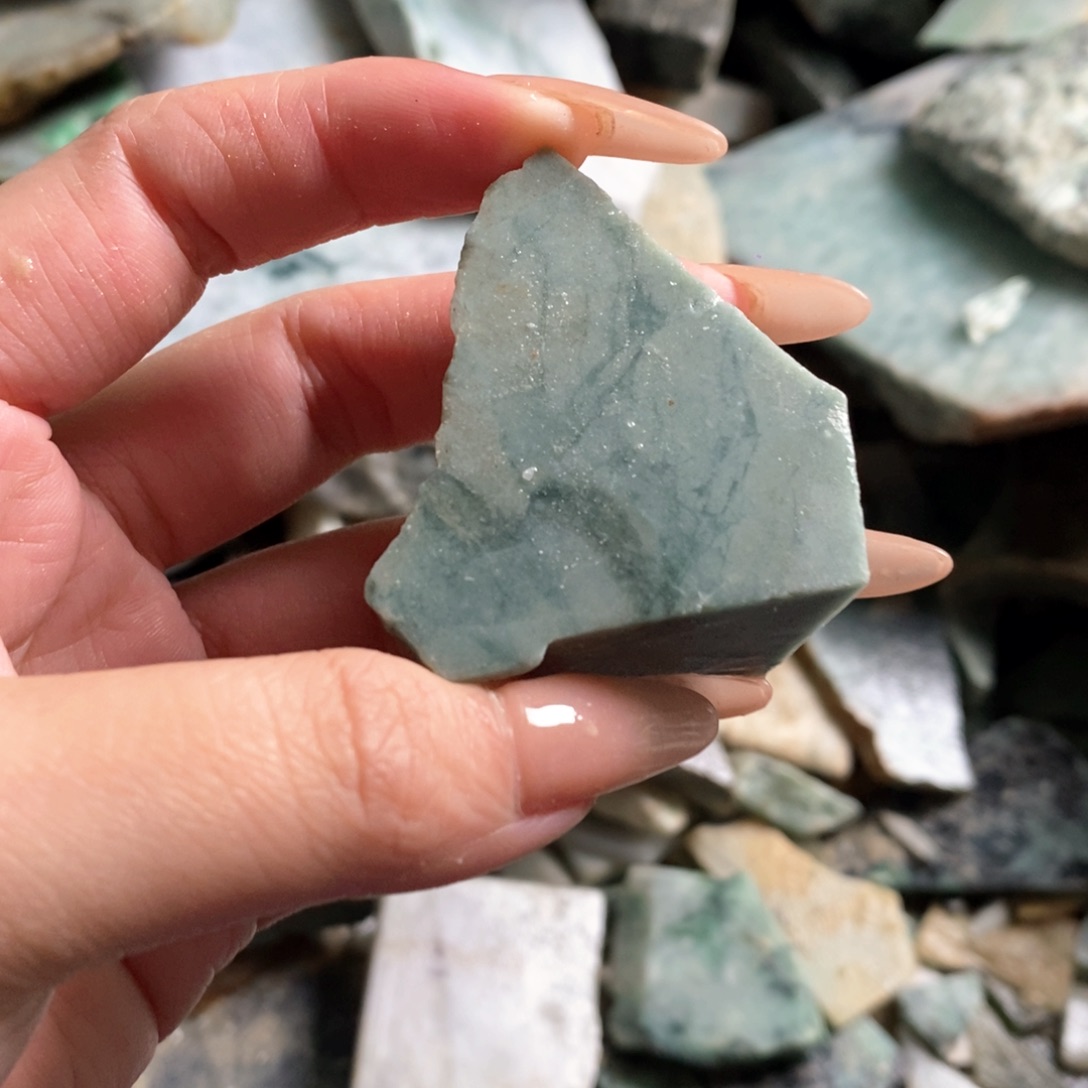 颈饰未镶嵌翡翠天然翡翠