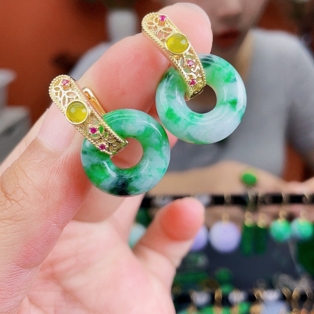 翡翠未镶嵌耳饰饰品