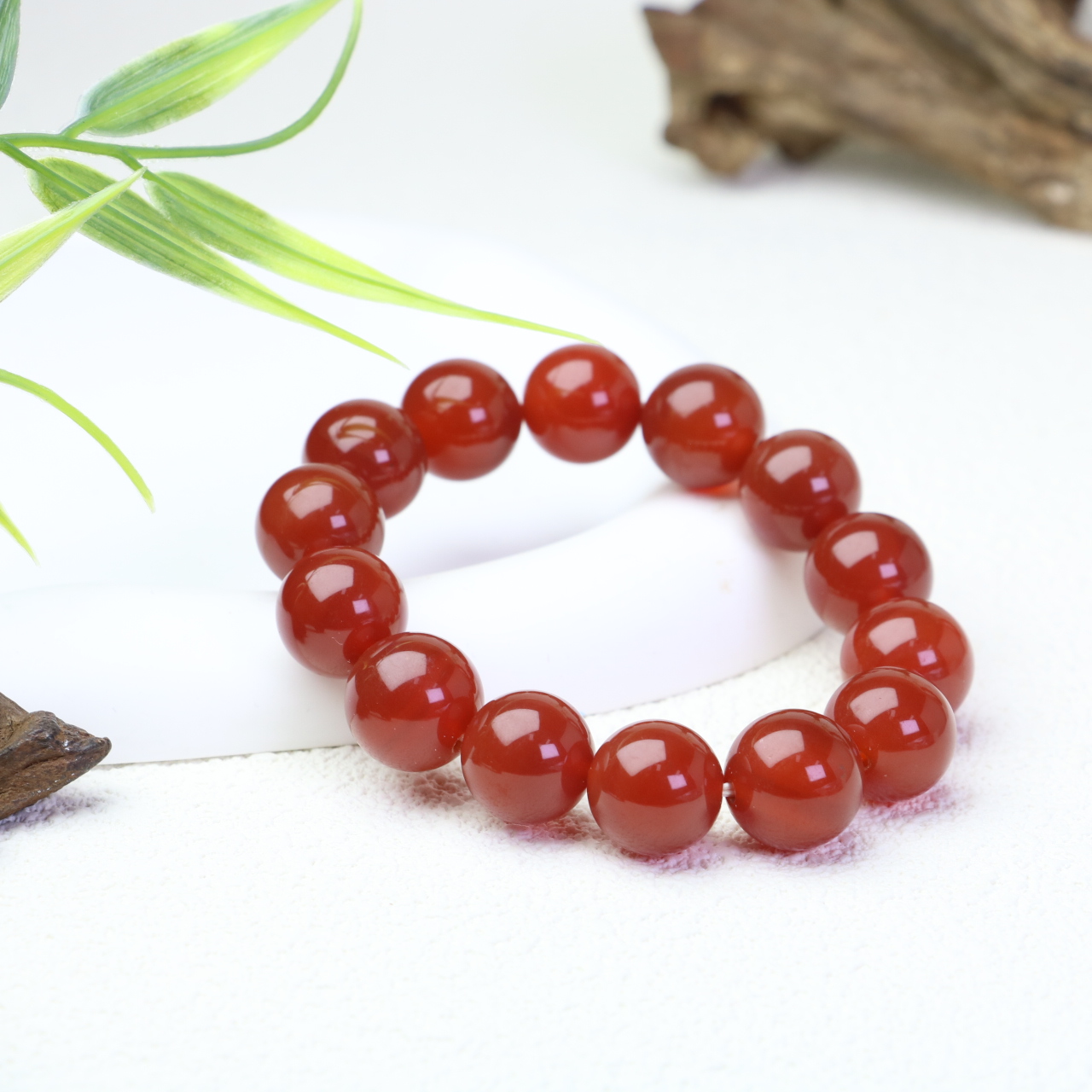 【万锦珠宝城】红玛瑙精品百搭14mm手串 多样性发其一