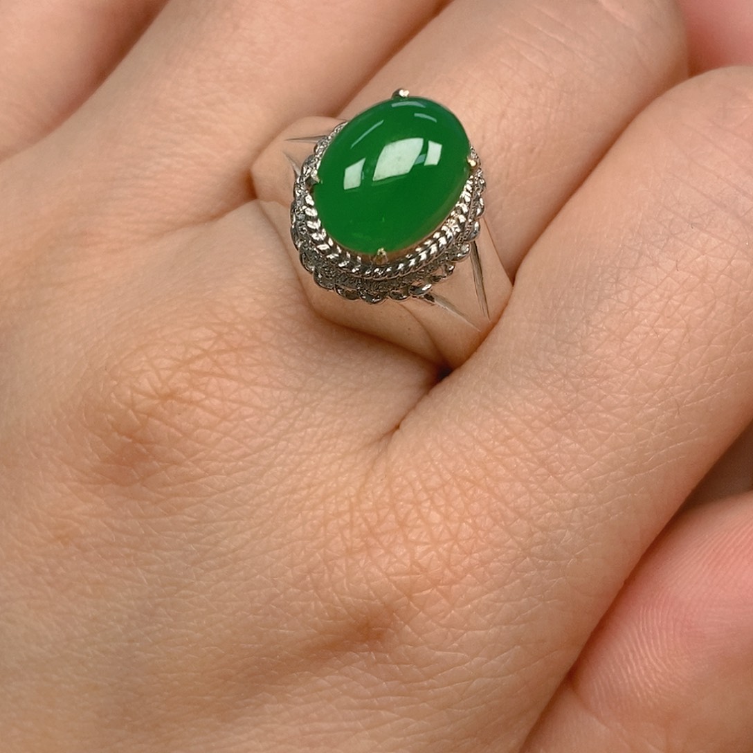 翡翠戒指未镶嵌翡翠