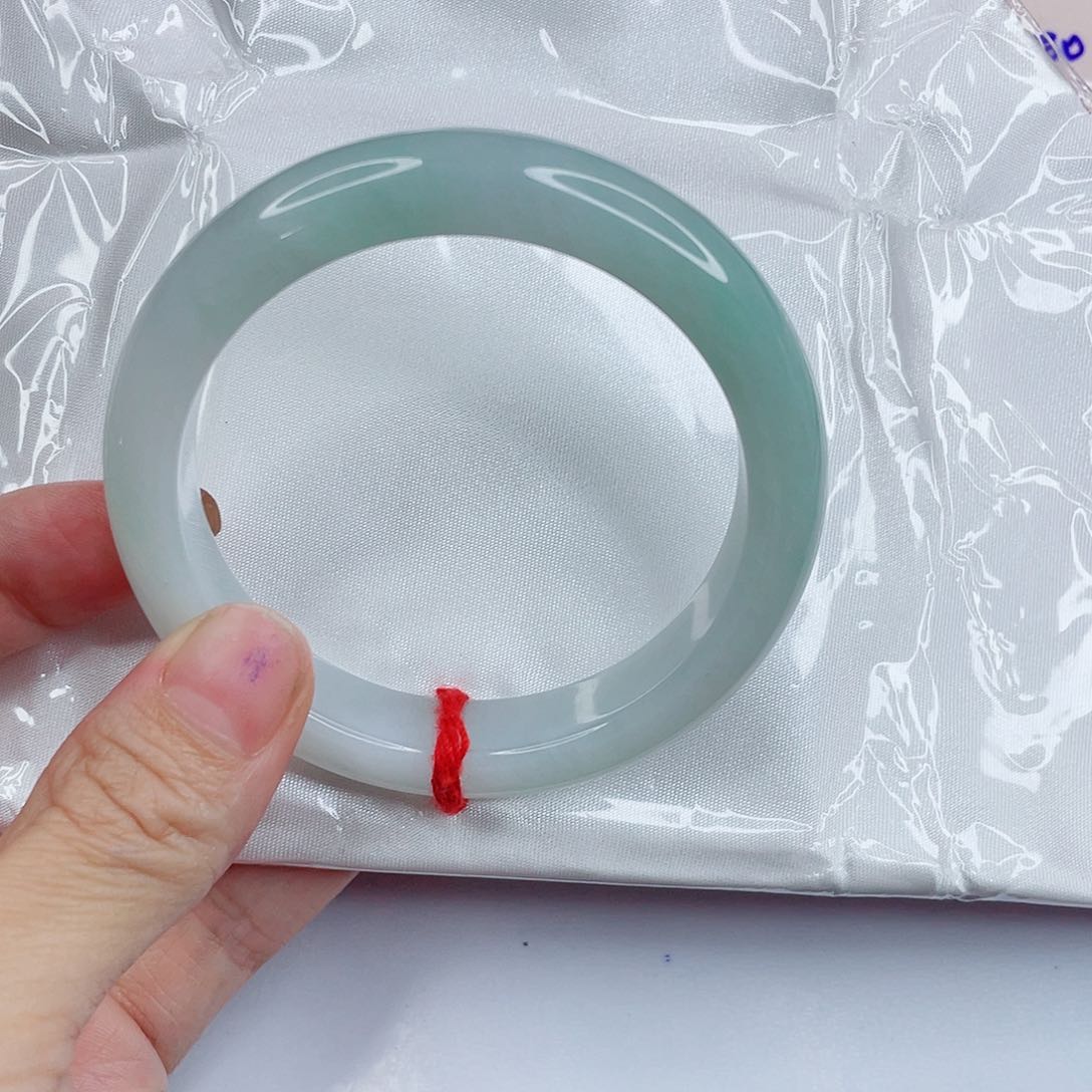 未镶嵌手镯翡翠吃****籽