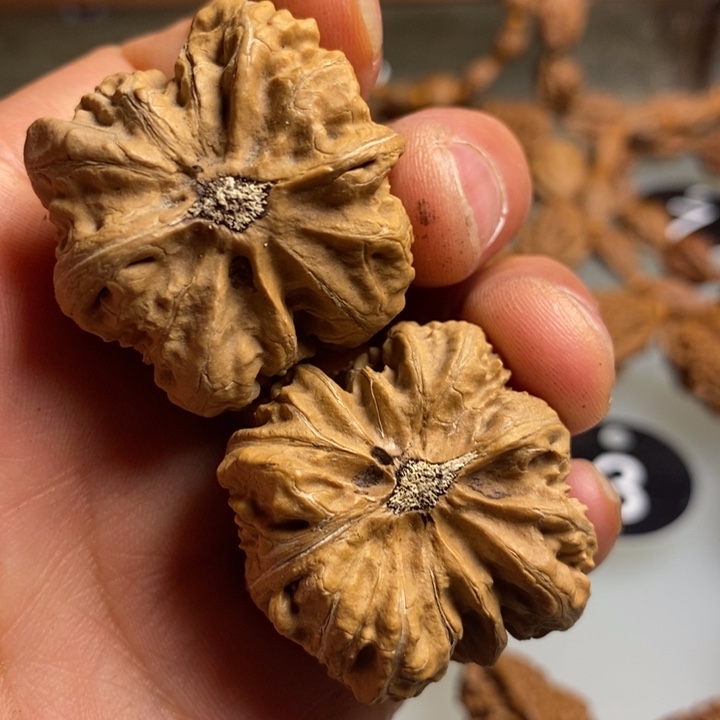 桃核吊坠拿姐工艺47