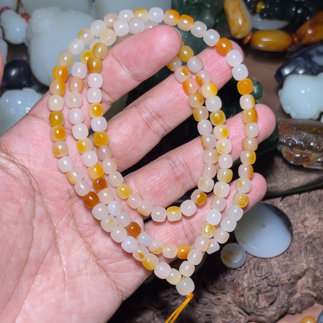 和田玉未镶嵌车挂卡6