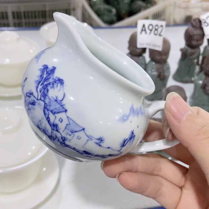 茶具微瑕，介意勿拍