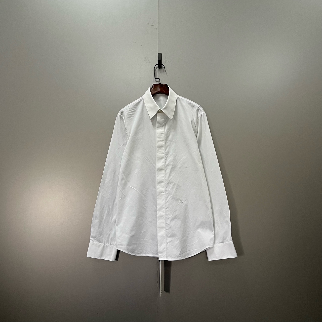 99新 DIOR/迪奥 h829 白色CD刺绣衬衫 38码 100920